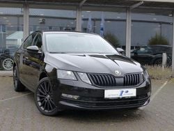 Schwarzmagic perleffekt Gebraucht 2020 Skoda Octavia Style Limousine | 19.790 € (Fairer Preis)