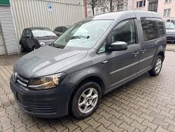 Grau Gebraucht 2017 VW Caddy Trendline Van / Kleinbus | 13.490 € (Fairer Preis)