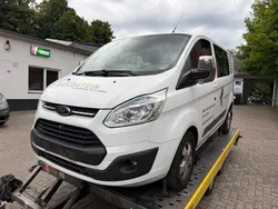 Weiß Gebraucht 2016 Ford Transit Custom Van / Kleinbus | 7.990 €