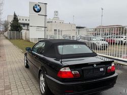 Schwarz Gebraucht 2003 BMW 318 Cabriolet Sport Line Cabrio | 4.000 € (Guter Preis)