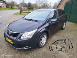 Schwarz Gebraucht 2011 Toyota Avensis Business Edition Limousine | 3.166 €