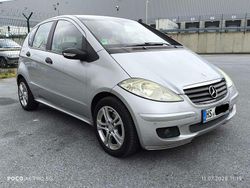 Silber Gebraucht 2005 Mercedes A160 Classic Limousine | 1.600 €