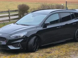 Schwarz Gebraucht 2020 Ford Focus ST Kombi | 28.200 € (Fairer Preis)