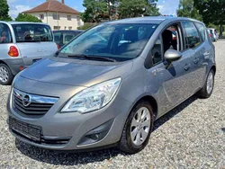 Muskatgrau/muskat braun(m2) Gebraucht 2010 Opel Meriva Edition Van / Kleinbus | 4.300 € (Fairer Preis)