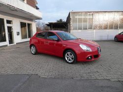 Rot Gebraucht 2014 Alfa Romeo Giulietta Impression Limousine | 6.790 € (Fairer Preis)