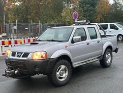 Silber Gebraucht 2004 Nissan Navara Abholung | 9.990 €