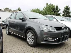 Grau Gebraucht 2016 VW Polo Comfortline Limousine | 4.650 € (Guter Preis)