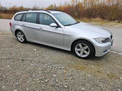 Silber Gebraucht 2006 BMW 325 Kombi | 5.600 €