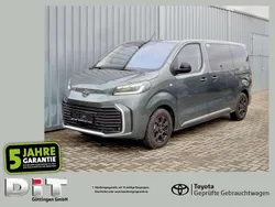 All terrain green Gebraucht 2024 Toyota Proace Verso Team Kombi | 44.990 € (Etwas zu teuer)