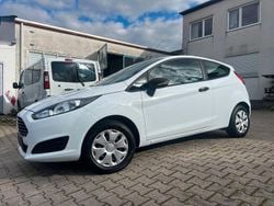 Weiß Gebraucht 2015 Ford Fiesta Ambiente Kleinwagen | 6.250 € (Guter Preis)