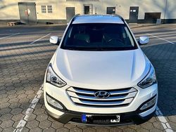 Weiß Gebraucht 2013 Hyundai Santa Fe SUV | 15.500 € (Etwas zu teuer)