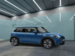Blau Gebraucht 2022 Mini Cooper Kleinwagen | 25.400 € (Etwas zu teuer)
