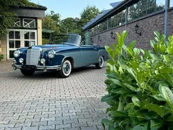 Blau Gebraucht 1957 Mercedes 220 Cabrio | 158.000 €