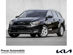 Zilinaschwarz metallic Gebraucht 2024 Kia Ceed Vision Kombi | 21.495 € (Etwas zu teuer)