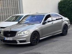 Beige Gebraucht 2007 Mercedes S500L Limousine | 12.250 €