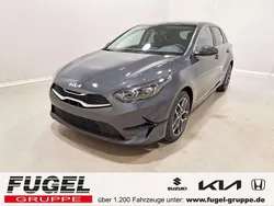 Wolf grey Neu 2025 Kia Ceed Style Limousine | 24.999 € (Fairer Preis)