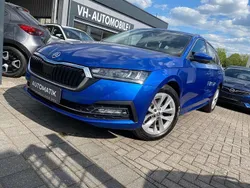 Blau Gebraucht 2024 Skoda Octavia Kombi | 26.995 € (Guter Preis)