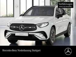 Polarweiß Gebraucht 2024 Mercedes GLC200 AMG SUV | 53.990 € (Fairer Preis)