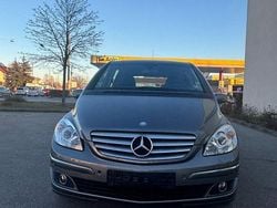 Grau Gebraucht 2007 Mercedes B170 Edition Van / Kleinbus | 3.490 € (Fairer Preis)