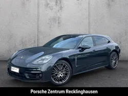 Grau Gebraucht 2024 Porsche Panamera 4 Platinum Edition Limousine | 94.890 €