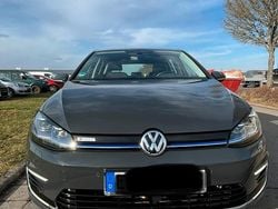 Grau Gebraucht 2020 VW e-Golf Kleinwagen | 14.700 € (Fairer Preis)