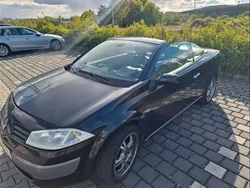 Schwarz Gebraucht 2005 Renault Mégane Cabriolet Privilege Cabrio | 1.350 €