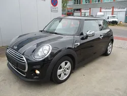 Midnight black metallic Gebraucht 2017 Mini One D Kleinwagen | 10.270 € (Fairer Preis)