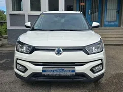 Weiß Gebraucht 2018 Ssangyong Tivoli Sapphire SUV | 11.400 € (Fairer Preis)