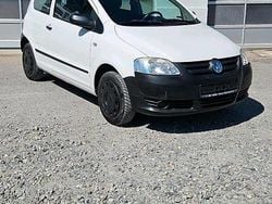 Weiß Gebraucht 2006 VW Fox Kleinwagen | 800 €