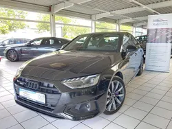Schwarz Gebraucht 2022 Audi A4 Advanced Limousine | 31.990 € (Fairer Preis)