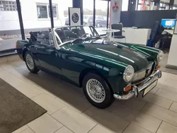 Grün Gebraucht 1973 MG Midget Cabrio | 12.800 €