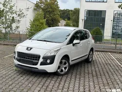 Weiß Gebraucht 2012 Peugeot 3008 SUV | 3.450 € (Superpreis)
