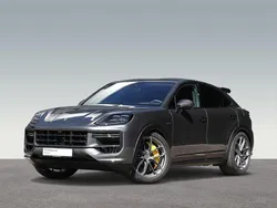 Grau Gebraucht 2024 Porsche Cayenne Turbo E-Hybrid SUV | 197.900 €