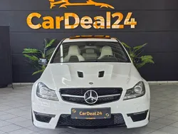 Weiß Gebraucht 2014 Mercedes C63 AMG AMG Limousine | 40.499 €