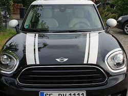 Schwarz Gebraucht 2017 Mini Cooper Countryman Chili SUV | 17.500 € (Fairer Preis)