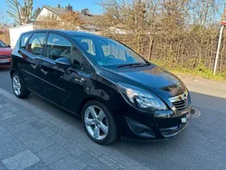 Schwarz Gebraucht 2011 Opel Meriva Innovation Van / Kleinbus | 6.950 € (Fairer Preis)