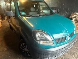Grün Gebraucht 2005 Renault Kangoo Van / Kleinbus | 1.200 € (Superpreis)