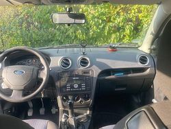 Silber Gebraucht 2007 Ford Fusion Kleinwagen | 3.400 € (Etwas zu teuer)