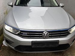 Silber Gebraucht 2017 VW Passat GTE Kombi | 9.900 €