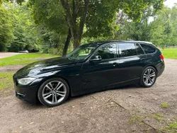Schwarz Gebraucht 2013 BMW 330 Kombi | 12.999 € (Fairer Preis)