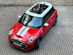 Rot Gebraucht 2021 Mini Cooper SE Kleinwagen | 19.700 € (Teuer)