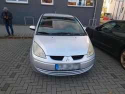 Grau Gebraucht 2007 Mitsubishi Colt Kleinwagen | 800 €