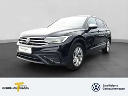 Schwarz Gebraucht 2024 VW Tiguan Allspace Life SUV | 33.980 € (Superpreis)