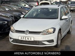 White silver Gebraucht 2017 VW Golf VII Trendline Kombi | 12.799 € (Teuer)