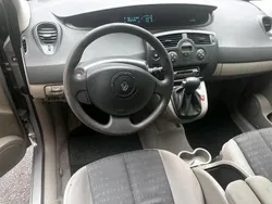Grau Gebraucht 2003 Renault Scénic Van / Kleinbus | 2.750 € (Etwas zu teuer)