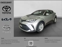 Shimmering silver metallic Gebraucht 2024 Toyota C-HR SUV | 26.490 € (Guter Preis)