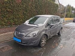 Grau Gebraucht 2010 Opel Meriva Edition Van / Kleinbus | 3.000 € (Guter Preis)