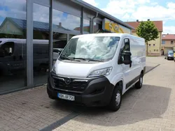 Weiß Gebraucht 2024 Opel Movano Van | 32.900 € (Fairer Preis)