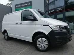 Candyweiß (metallic) Gebraucht 2023 VW T6.1 Van | 33.599 €
