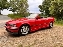 Rot Gebraucht 1994 BMW 318 Cabriolet Sport Line Cabrio | 4.400 €